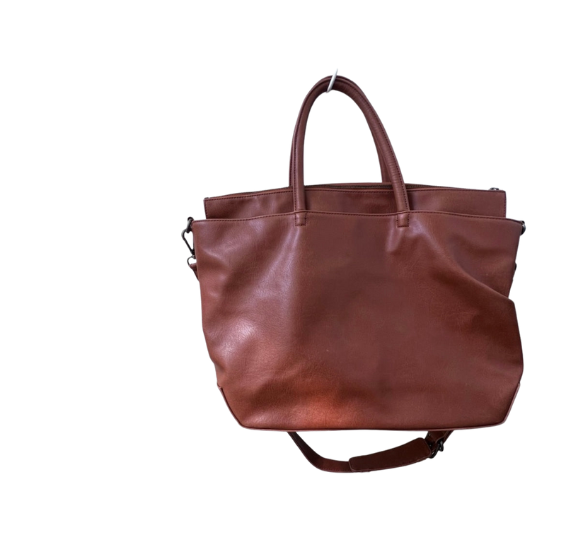 Matt and Nat | Diaper Bag | Chili (Saddle) | Pre-Loved