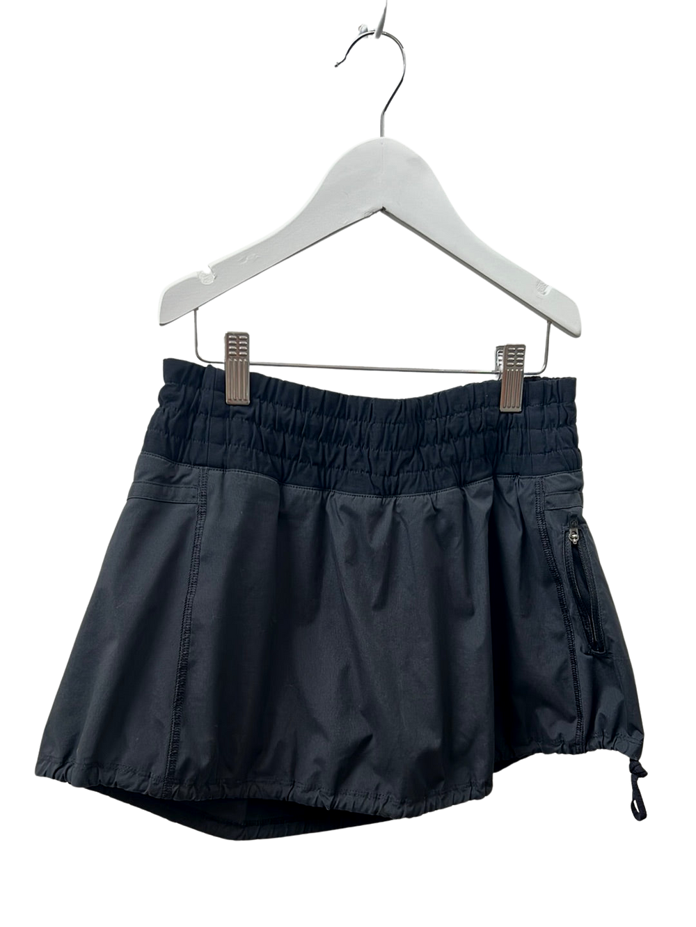 Lululemon Size 4 Skirt Black Pre Loved