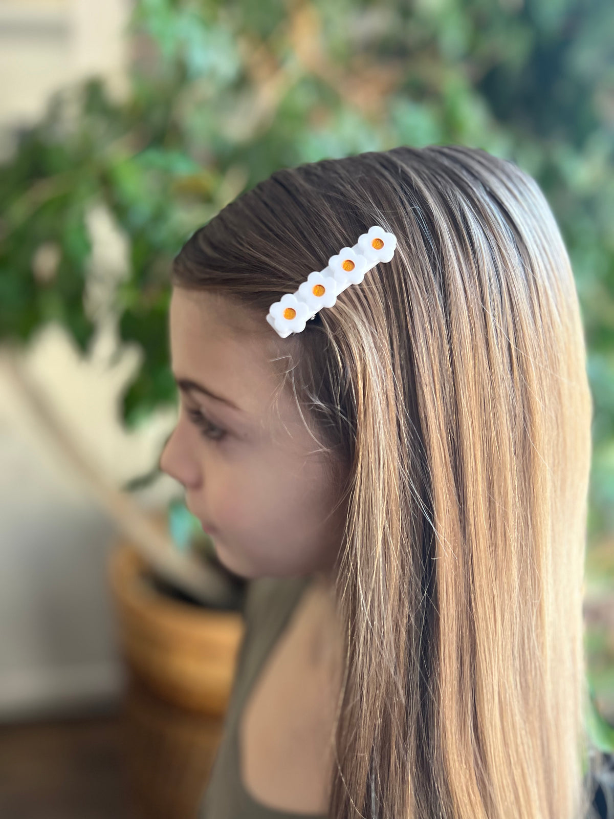 Daisy Bar Clip