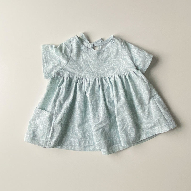 Nora Short-Sleeved Tunic with  Pockets in 'Reclaimed Sky Vines' - Ready To Ship