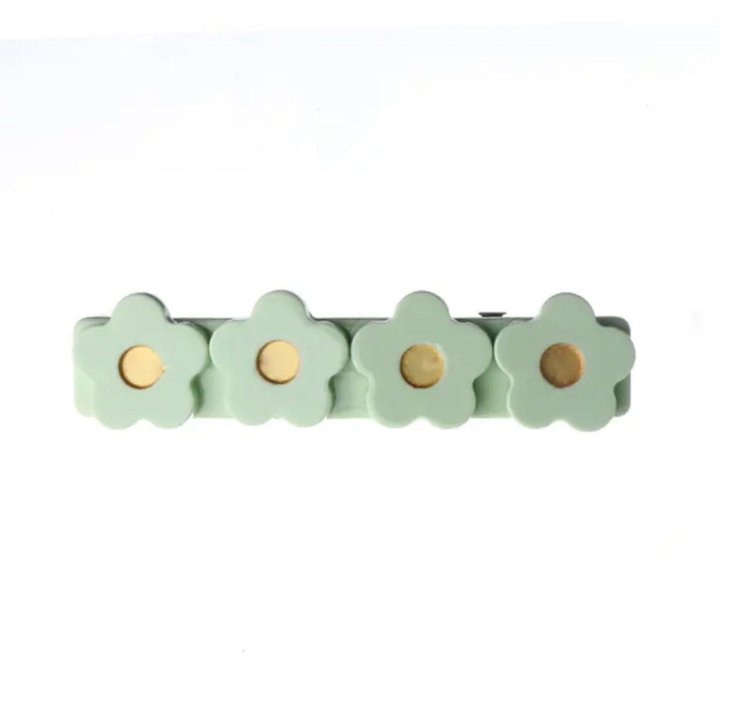 Daisy Bar Clip